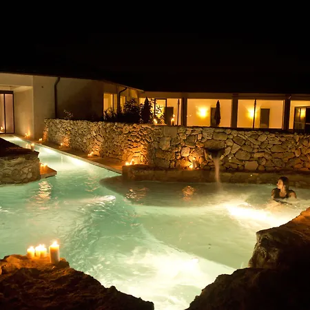 Relais Histo San Pietro Sul Mar Piccolo 5* Taranto