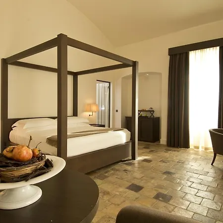 Histo San Pietro Sul Mar Piccolo Hotel Taranto