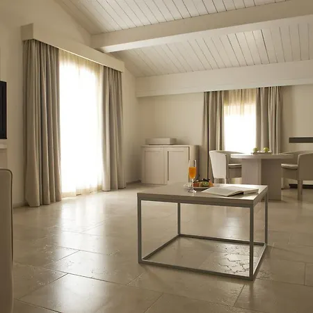 Relais Histò San Pietro Sul Mar Piccolo Hotel 5*